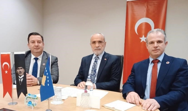 Cumhurbaşkanı Başdanışmanı Topçu, Kosova Demokratik Türk Partisi Genel Başkan Yardımcısı Krasniç'i kabul etti