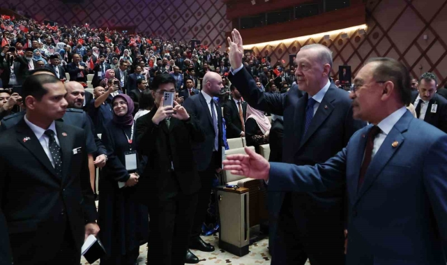 Cumhurbaşkanı Erdoğan: "Filistin halkına ikinci bir Nekbe yaşatmaya, Allah'ın izniyle kimsenin gücü yetmez"