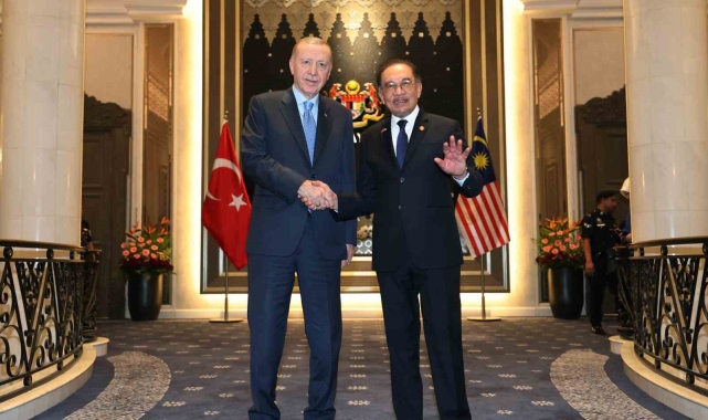 Cumhurbaşkanı Erdoğan: "İsrail, Filistin topraklarında sürdürdüğü işgale son vermeli ve sebep olduğu zararları da tazmin etmelidir"