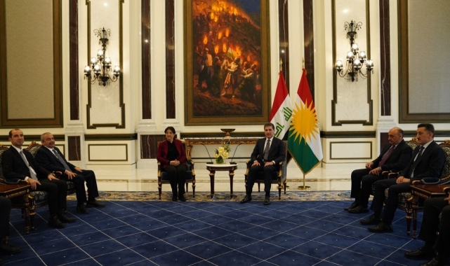 DEM Parti İmralı Heyeti, IKBY Başkanı Barzani ile görüştü