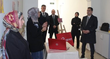 Demirözü'nde öğrenciler tarafından mobil uygulamaların tanıtımları yapıldı