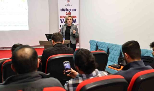 Denizli Büyükşehir ev hayvanı satışı yapanlara eğitim verdi