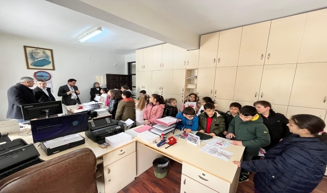 Devrekani'de öğrencilerden Vergi Haftası ziyareti