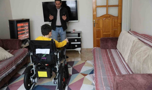 Diyarbakır'da yatak ve akülü tekerlekli sandalye desteği