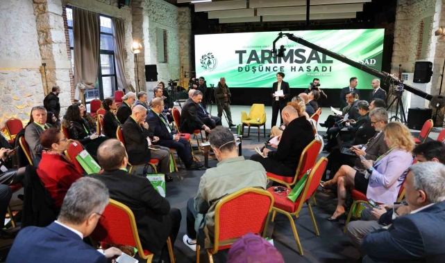 "Düşünce Hasadı" programı Adana'da gerçekleştirildi