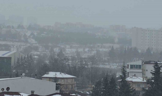 Elazığ'da yüksek kesimlerde sis etkili oldu