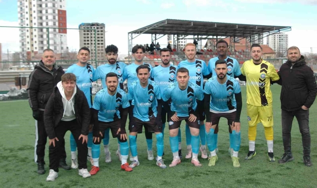 EMT Döğergücü FK namağlup şampiyon