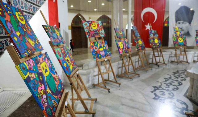 Engel tanımayan resim sergisi