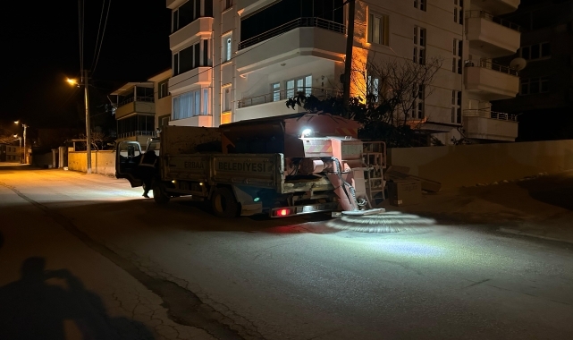 Erbaa Belediyesinden tuzlama ve solüsyon çalışması