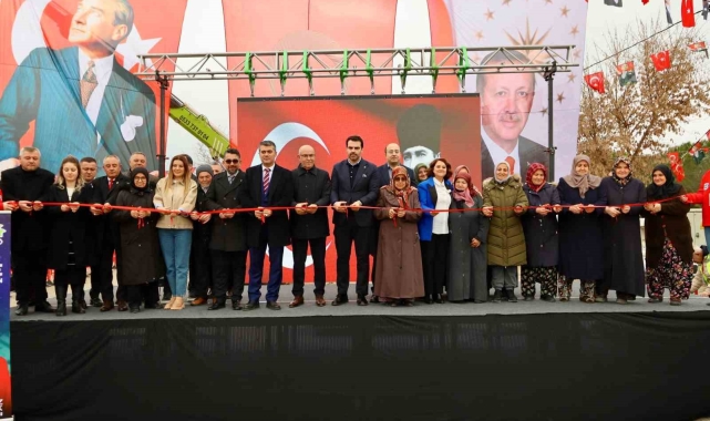 Ergene Esenler Mahallesi'ne doğalgaz için ilk kazma vuruldu