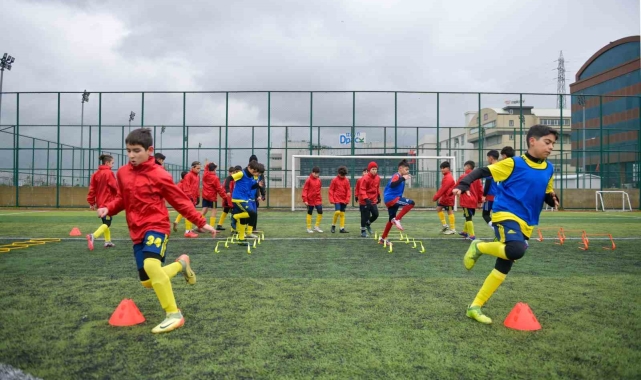 Esenyurt Belediyesi'nden amatör spora tam destek