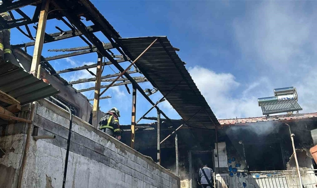 Evde çıkan yangında 79 yaşındaki kadın hayatını kaybetti