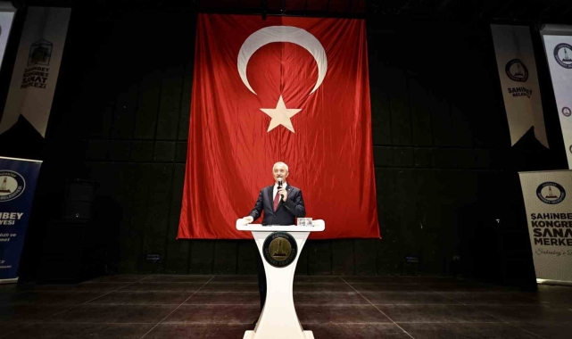 Evlilik Okulu'nda 548 çifte sertifikalarını Başkan Tahmazoğlu verdi