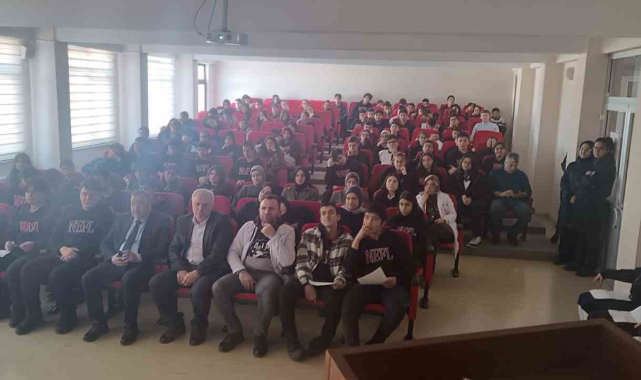 Fen Lisesi'nde Necmettin Erbakan anıldı
