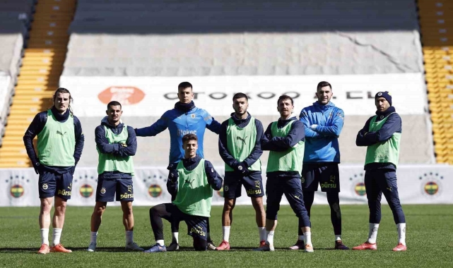 Fenerbahçe, Galatasaray derbisinin hazırlıklarına başladı