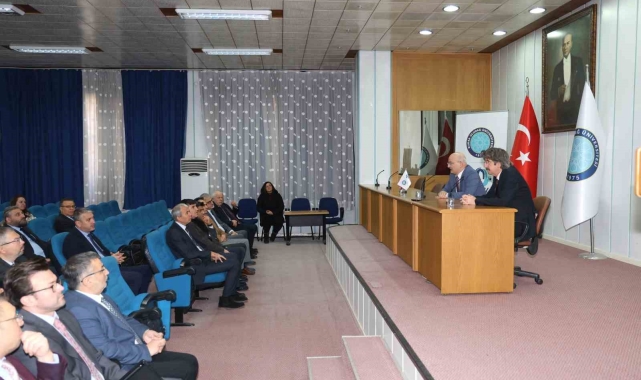 Gençlik programı BUÜ'de imzalandı