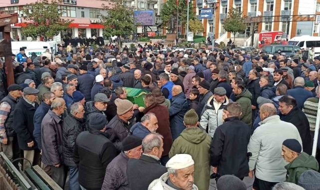 Görev yaptığı camiden cenazesi kaldırıldı