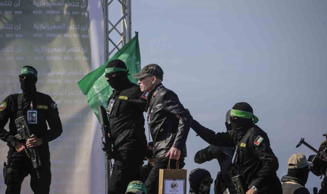 Hamas, ABD-İsrailli esir Keith Siegel'i serbest bıraktı