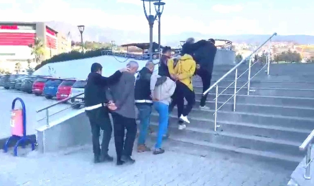 Hatay'da aranan şahıslara yönelik düzenlenen operasyonda 10 kişi yakalandı