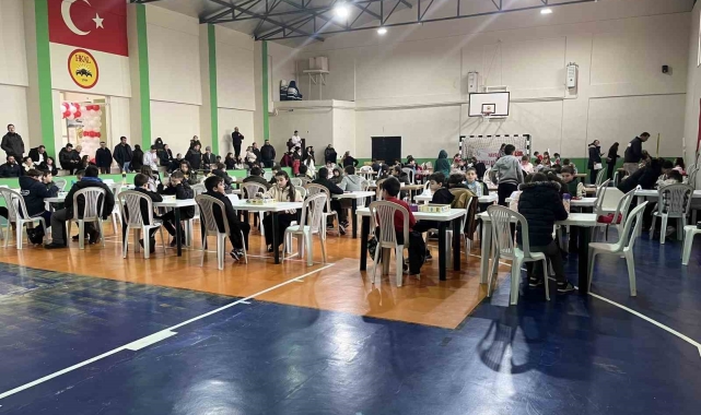 Hayrabolu'da akıl ve zeka oyunları turnuvası düzenlendi