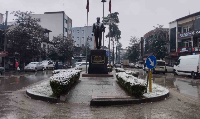 Hendek'te eğitime 2 günlük kar tatili