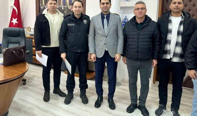 Hisarcık'ta başarılı emniyet amiri ve polislere başarı belgesi