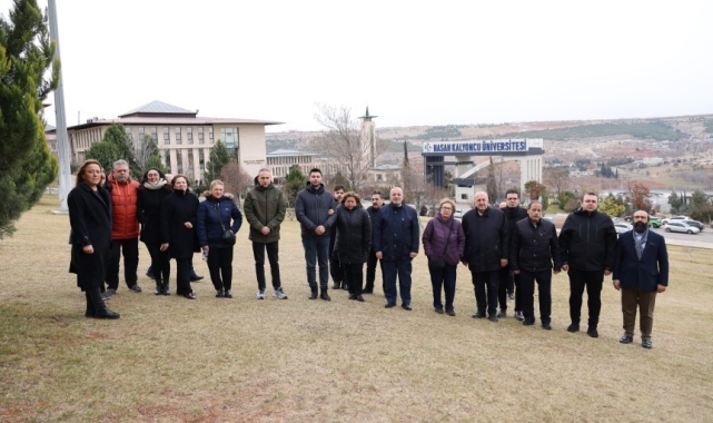 HKÜ'de 6 Şubat Depremlerinin 2. Yılında Anma Programı Düzenlendi