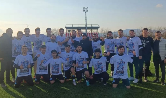 İmam Hatipliler Gençlikspor şampiyonluğunu ilan etti