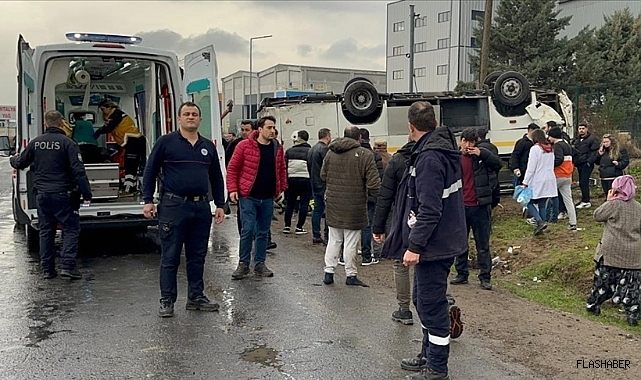 İşçi taşıyan midibüsün devrildiği kazada 25 kişi yaralandı