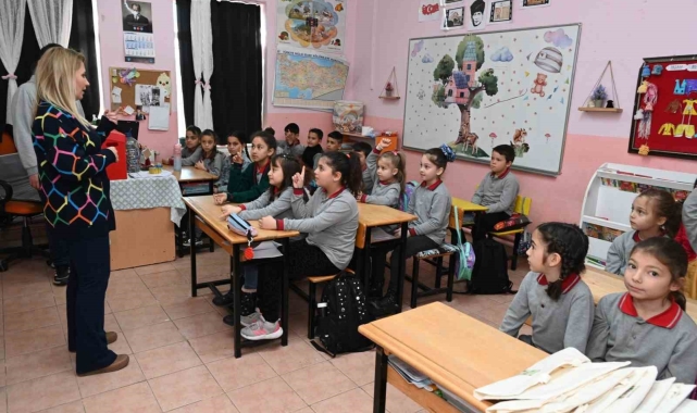 Isparta Belediyesi köy okullarında sıfır atık eğitimi veriyor