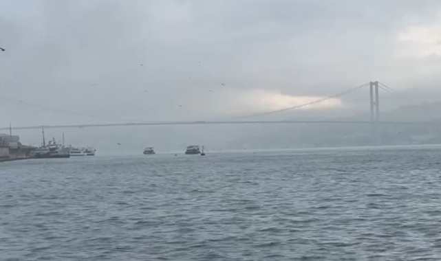 İstanbul Boğazı'nda sis etkili oluyor