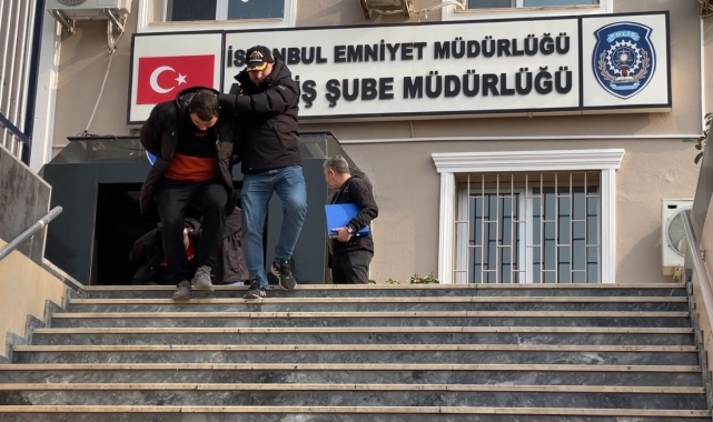 İstanbul'da sahte kargo sevk belgeleriyle yüzlerce kişiyi dolandıran 3 şüpheli yakalandı