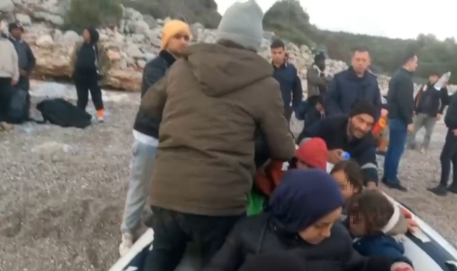 İzmir'de karada tespit edilen 62 düzensiz göçmen yakalandı