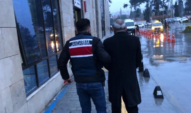 İzmir'de sosyal medyadan terör propagandası operasyonu: 4 gözaltı