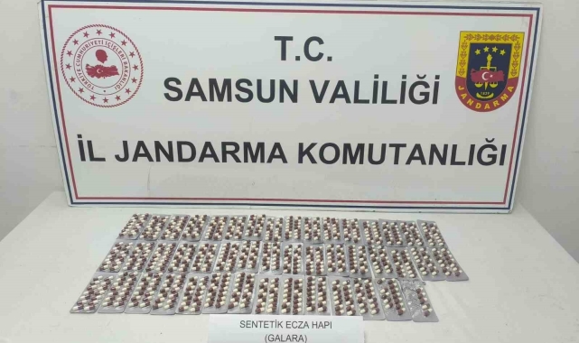 Jandarma uyuşturucu madde ele geçirdi