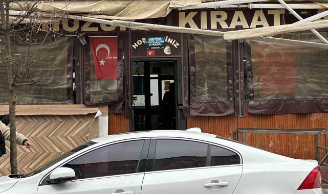 Kağıthane'de bina sahibinin kafasına caraskal düştü