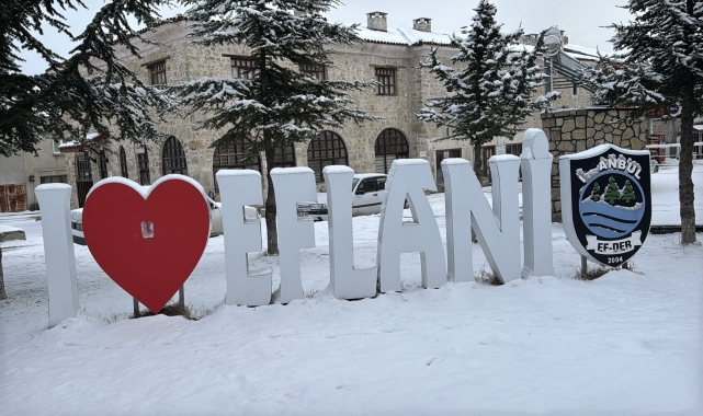 Karabük'ün yüksek kesimleri ile Bolu'nun Göynük ilçesinde kar etkili oldu