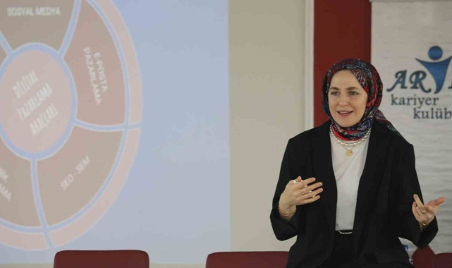 Karabük Üniversitesi'nde Dijital Pazarlama Atölyesi