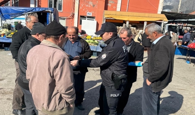 Kargı ve İskilip ilçelerinde vatandaşlar "güvenli internet" konusunda bilgilendirildi