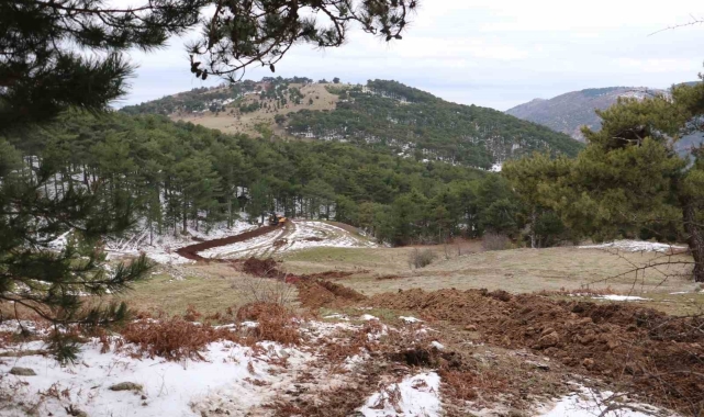 Karlı hava, buzla kaplanmış arazi MASKİ&#039;ye engel değil