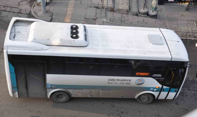 Kars'ta dolmuş ve taksi ücretleri el yakıyor