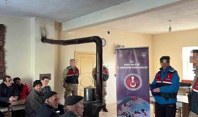 Kars'ta vatandaşlara jandarmadan siber güvenlik eğitimi