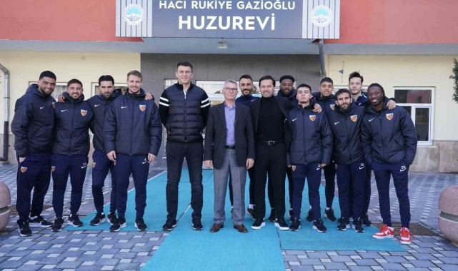 Kayserispor&#039;dan yaşlılara moral ziyareti