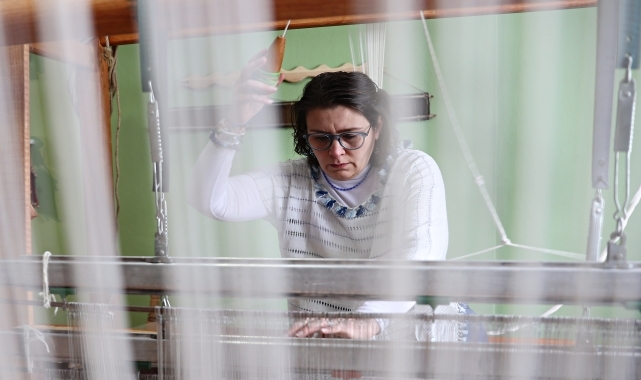 Kenevir dokuma tezgahtarlığı eğitimi için geldiği Samsun'da atölye kurdu