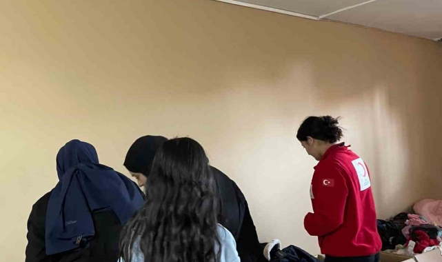 Kızılay Artuklu Şubesi'nden ihtiyaç sahiplerine yardım eli