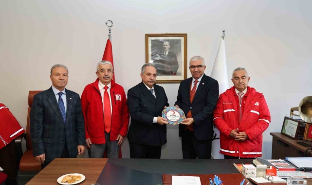 Kızılay Genel Başkan Yardımcısı Saygılı'dan Başkan Yalçın'a teşekkür