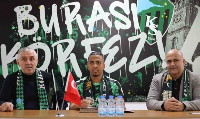 Kocaelispor, Rigoberto Rivas ile sözleşme imzaladı