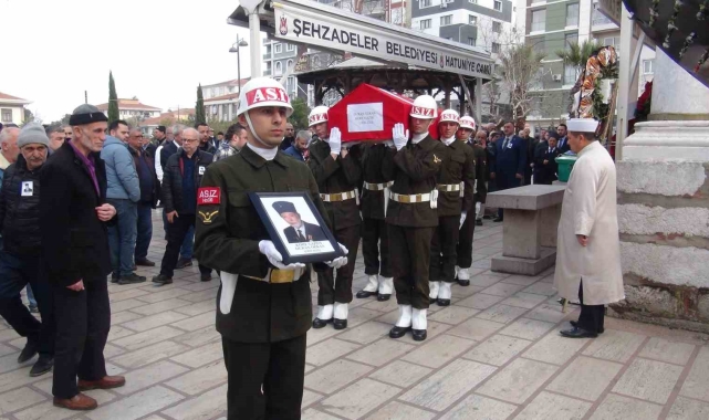 Kore Gazisi son yolculuğuna uğurlandı