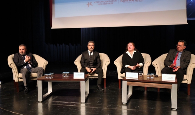 Küçükçekmece'de 6 Şubat depremlerinin yıl dönümünde 'Afet Bilinçlendirme Paneli' düzenlendi