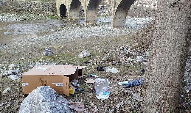 Madde bağımlıları turistik bölgeyi mesken tuttu